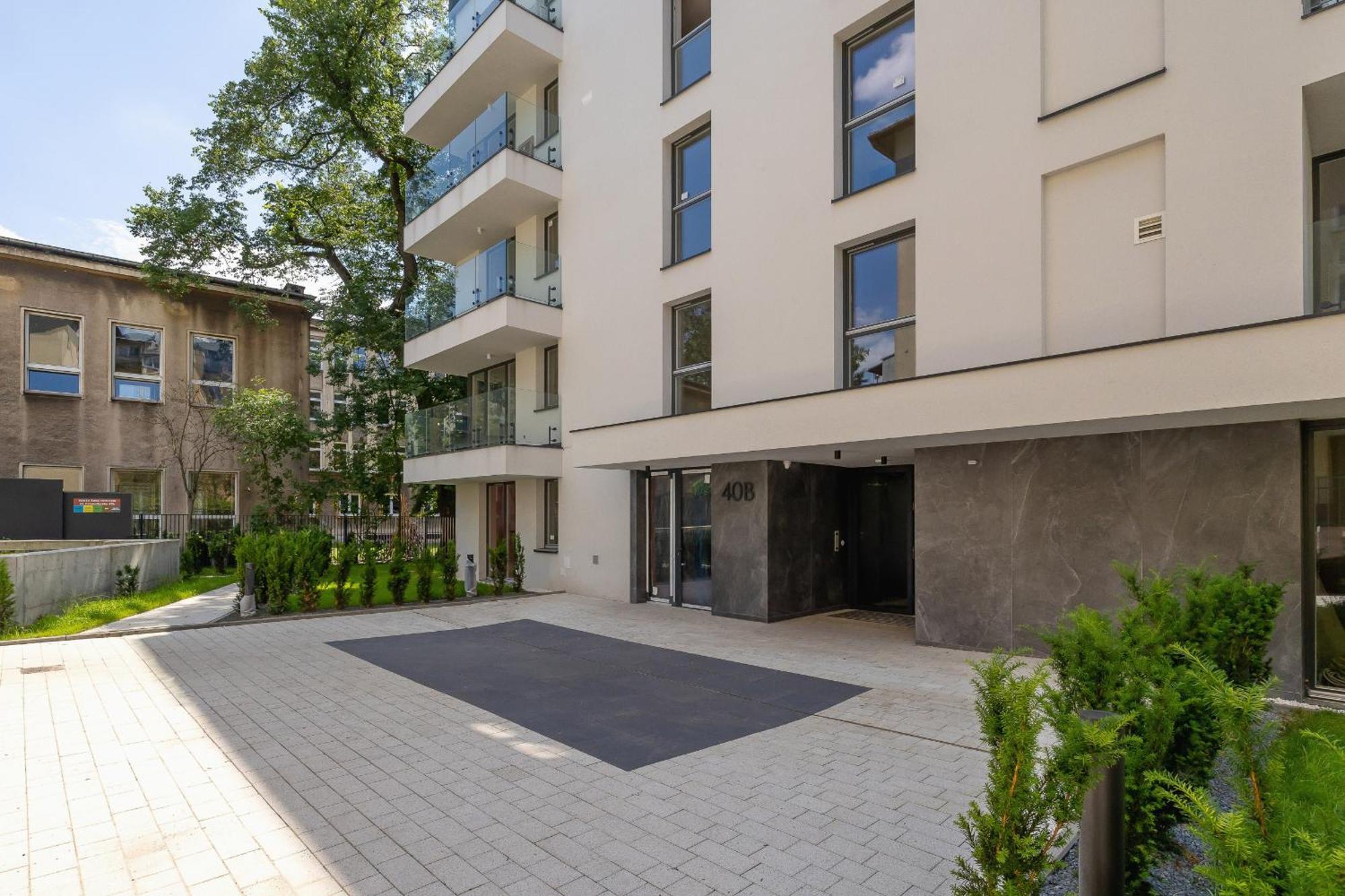 Krowoderska Apartment With Balcony Near City Center By Rent Like Home Krasków Εξωτερικό φωτογραφία