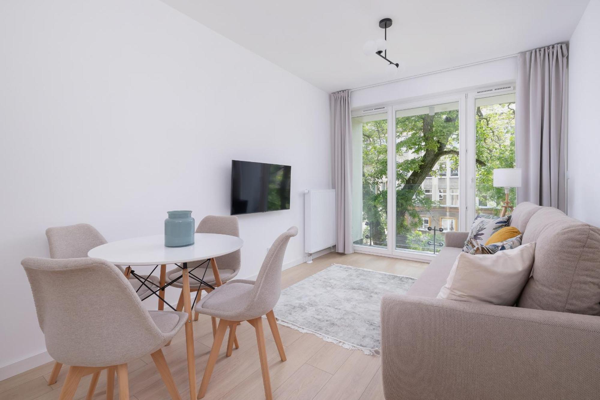Krowoderska Apartment With Balcony Near City Center By Rent Like Home Krasków Εξωτερικό φωτογραφία